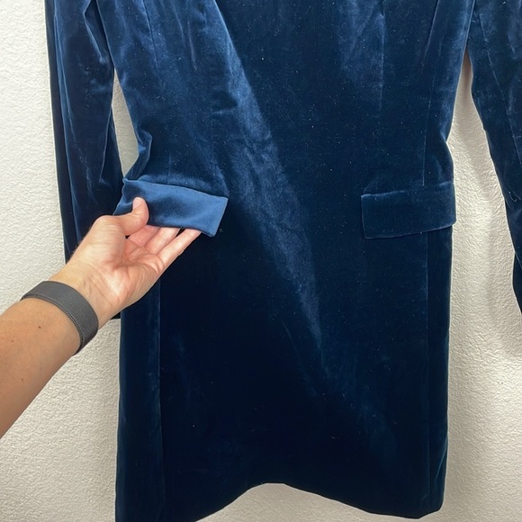 New Theory Stretch Velvet Velour Shift Dress Flap Pockets Long Sleeve Blue Sz 2 - Picture 3 of 11